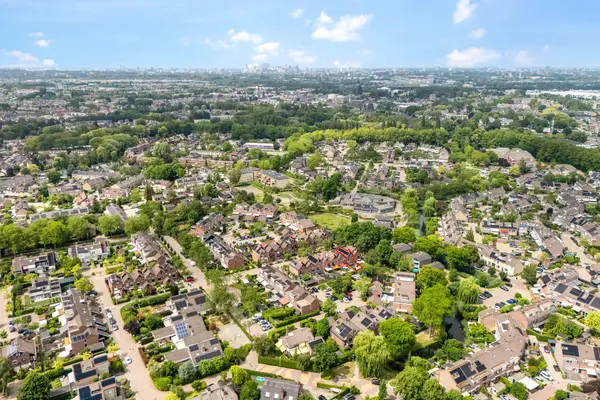 Boeier 43, BARENDRECHT