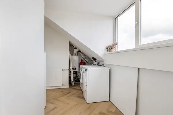 Bizetstraat 75, BARENDRECHT
