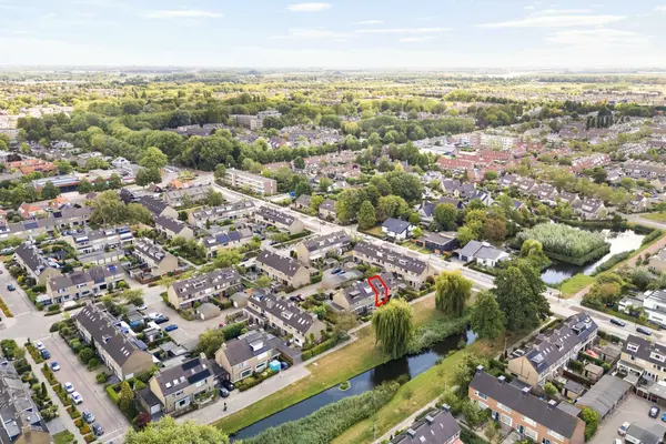 Korenbloem 29, BARENDRECHT
