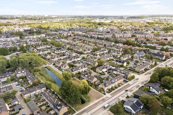 Korenbloem 29, BARENDRECHT