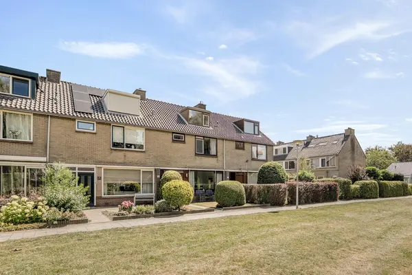 Korenbloem 29, BARENDRECHT