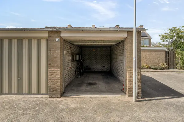 Korenbloem 29, BARENDRECHT