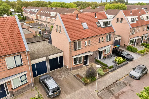 Parelsnoer 92, RHOON