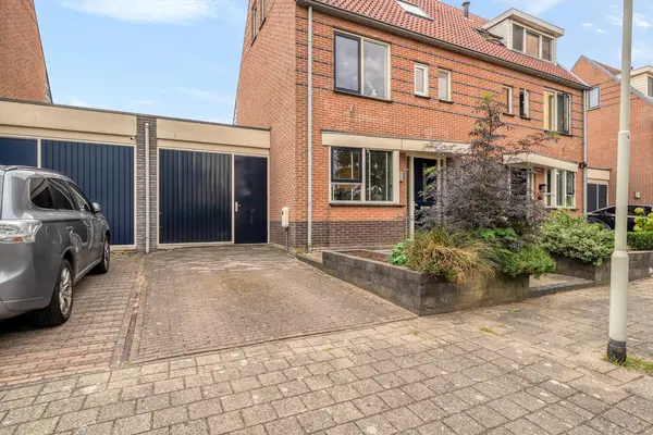 Parelsnoer 92, RHOON