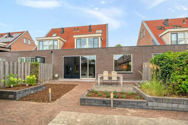 Parelsnoer 92, RHOON