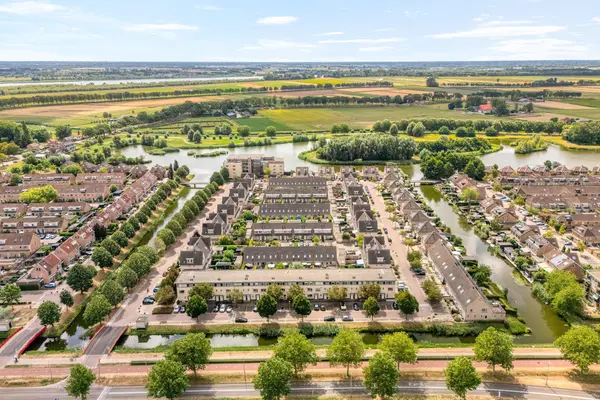 Bezeel 40, RHOON