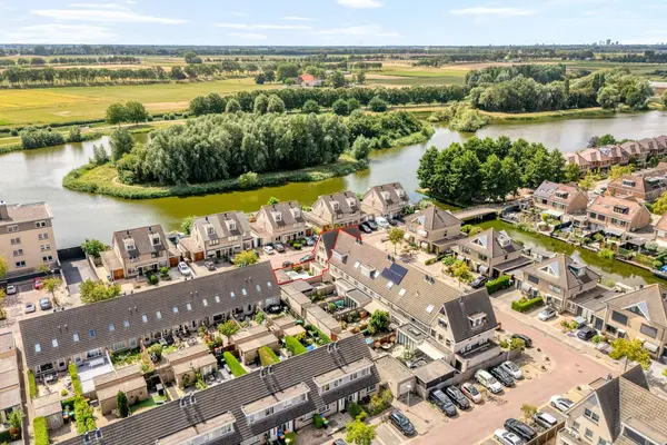 Bezeel 40, RHOON