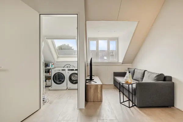 Asta Elstakstraat 6, ROTTERDAM