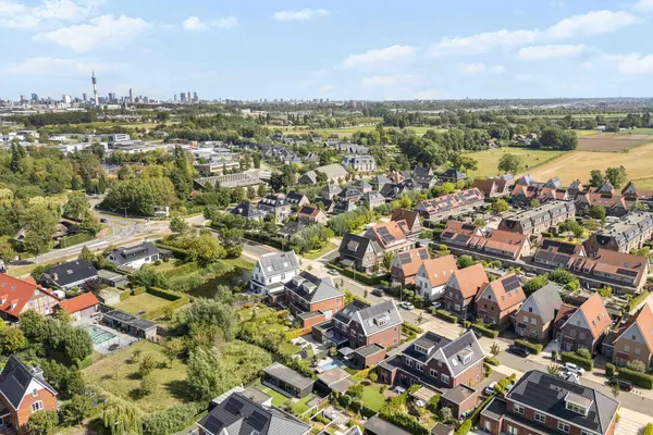 Van Gogh Allee 10, RHOON