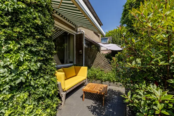 Biezen 4, BARENDRECHT