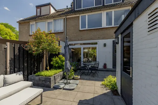 Biezen 4, BARENDRECHT