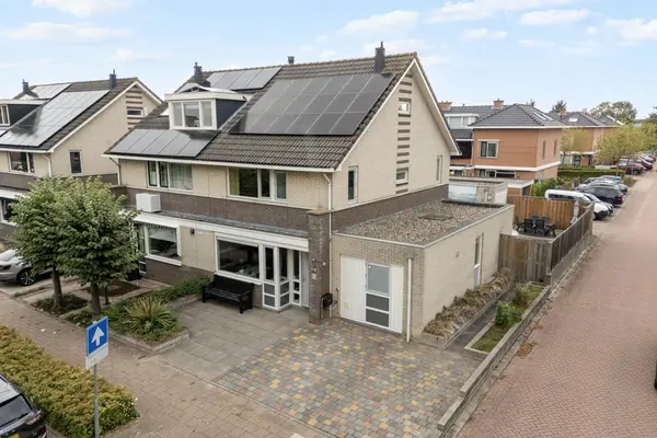Mandenmakerij 8, BARENDRECHT