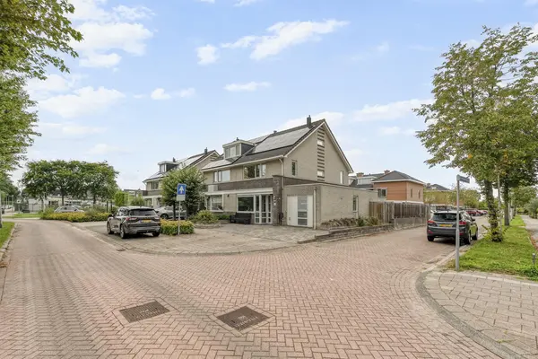 Mandenmakerij 8, BARENDRECHT