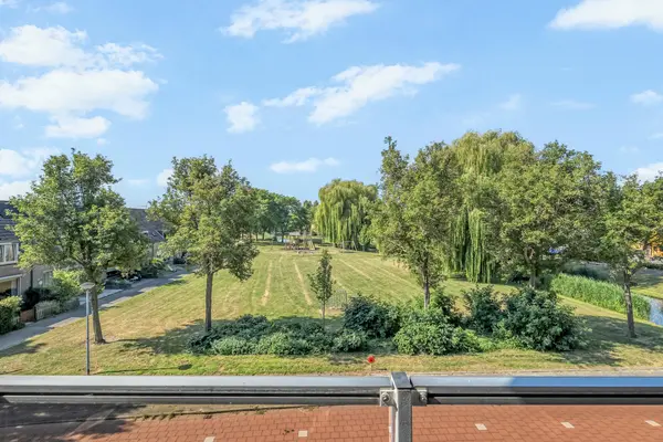 Van der Dussenvliet 51, BARENDRECHT