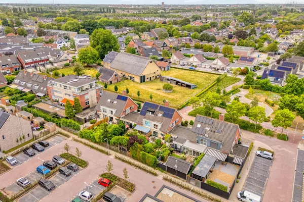Helfrichstraat 5, BARENDRECHT