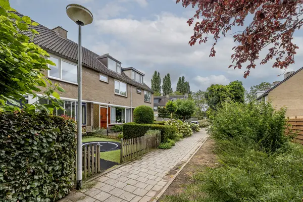 Biezen 3, BARENDRECHT