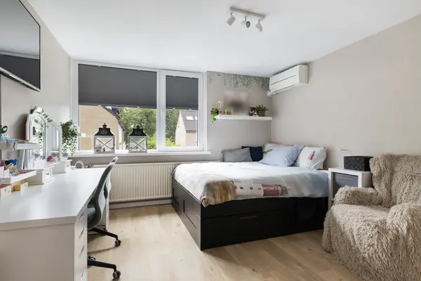 Biezen 3, BARENDRECHT