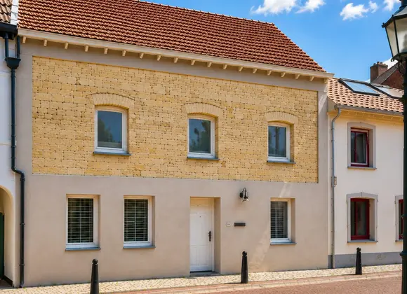 Mgr. Brulsstraat 11