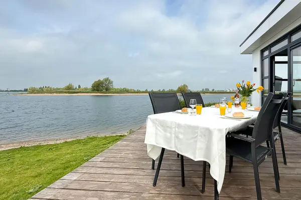 Rijnbandijk 36 84, MAURIK