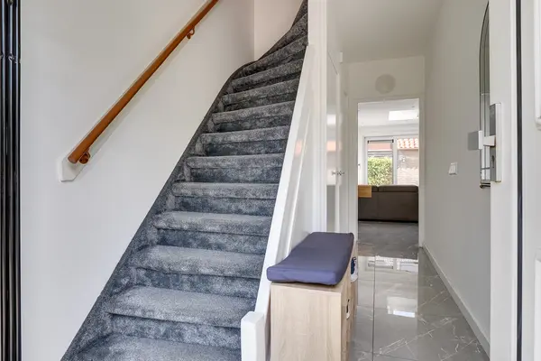 Nyeveltstraat 23, DE MEERN