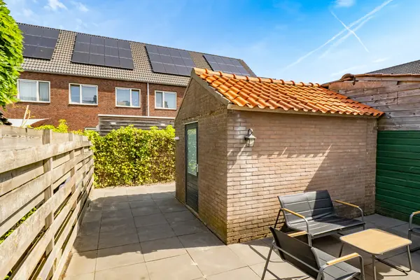 Nyeveltstraat 23, DE MEERN