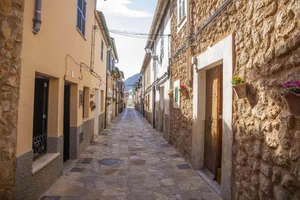 Es Voltor — Esporles (Mallorca) , MALLORCA