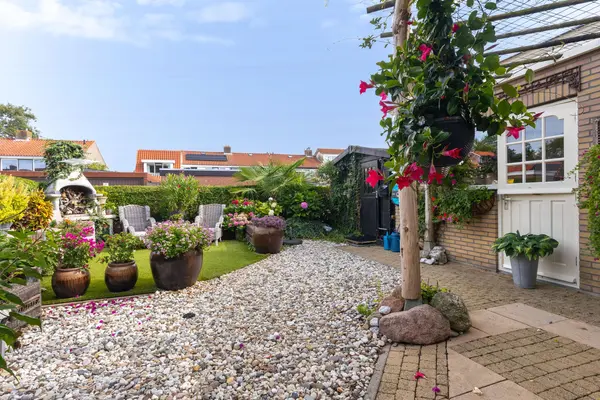 Beukenlaan 21, MIDDENMEER