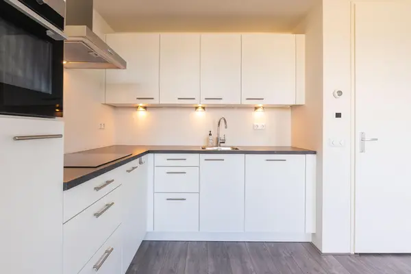 Zandsteen 89, HOORN