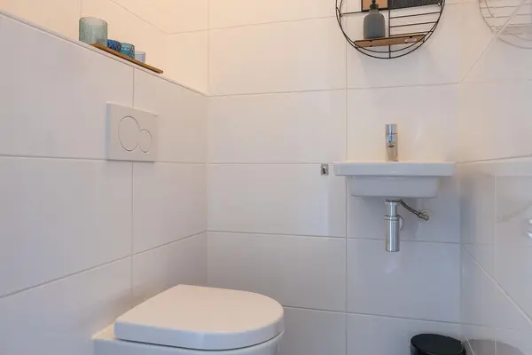 Zandsteen 89, HOORN