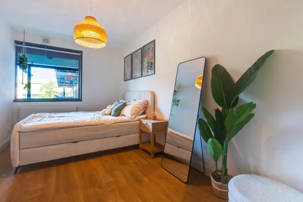 Zandsteen 100, HOORN