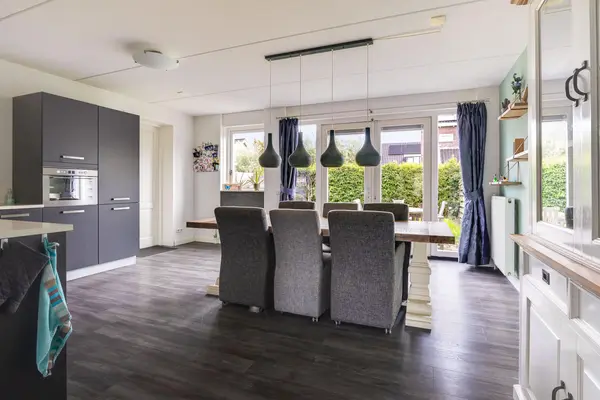 De Pauw 6, VENHUIZEN