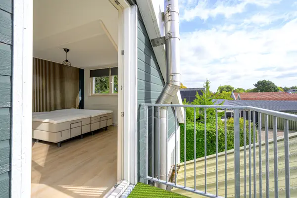 Gedempte Achterburggracht 9, NOORD-SCHARWOUDE