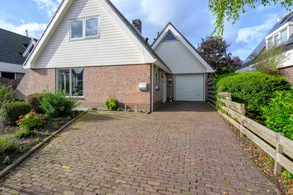 Weidemolen 8, HEERHUGOWAARD