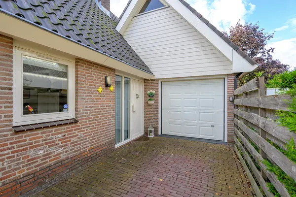 Weidemolen 8, HEERHUGOWAARD