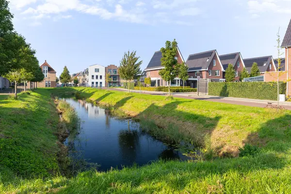 Westerveer 12, ZWAAG