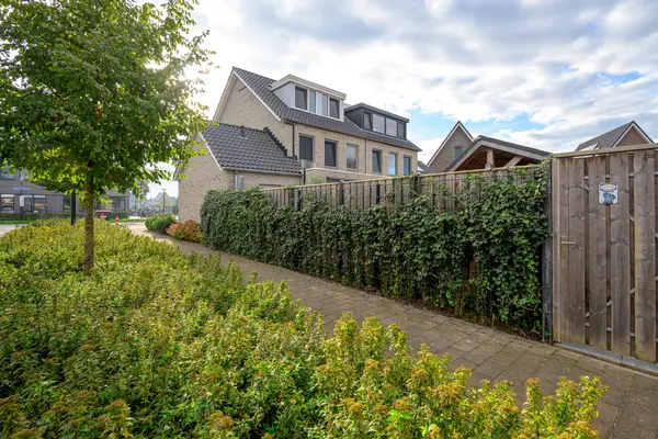 Merelweg 35, HEERHUGOWAARD
