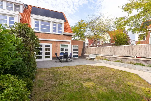 Matissehof 201, HOORN
