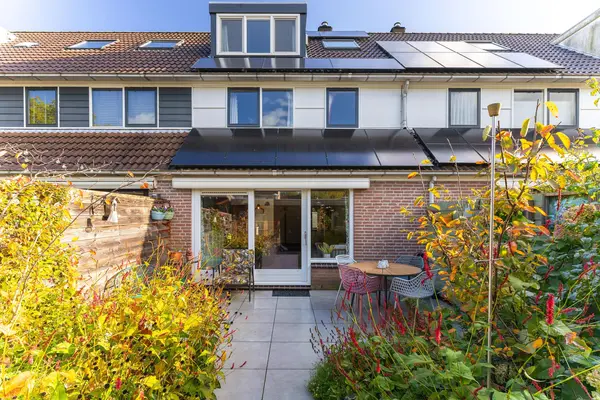 De Uitspanning 60, BLOKKER