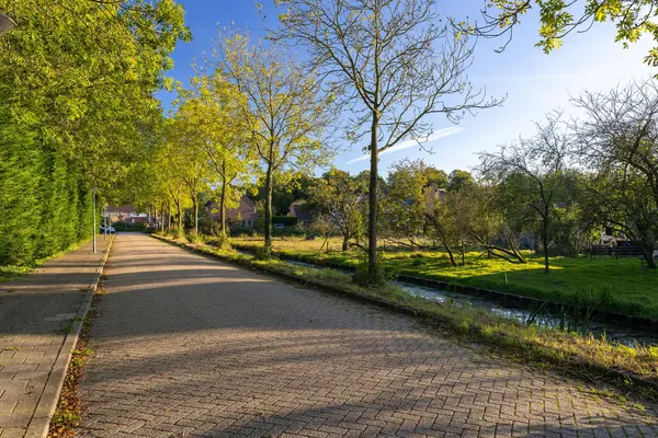 De Uitspanning 60, BLOKKER