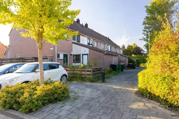 De Uitspanning 60, BLOKKER