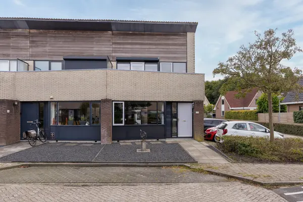 Bertus Aafjeshof 143