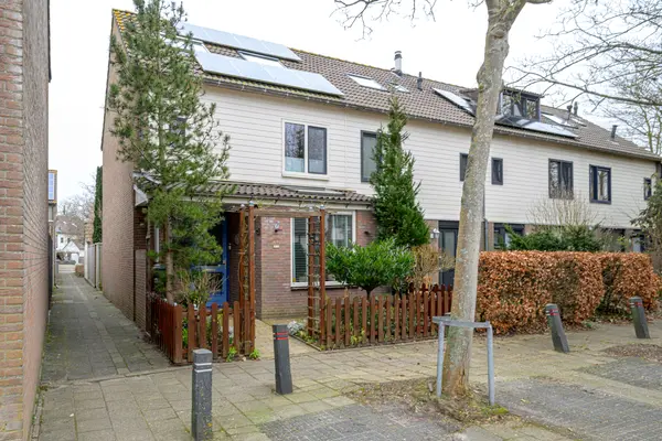 Avegaarstraat 13