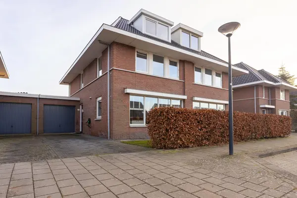 Jan Doustraat 34