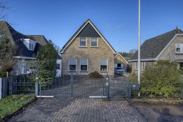 Zwaagdijk 56A