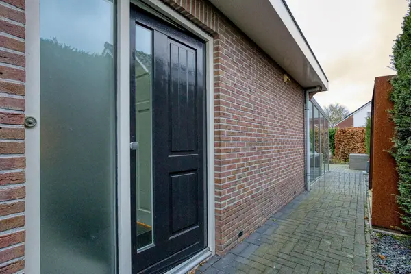 Koewijzend 43A, ZWAAG