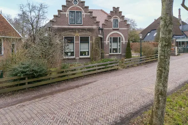 Dorpsweg 50