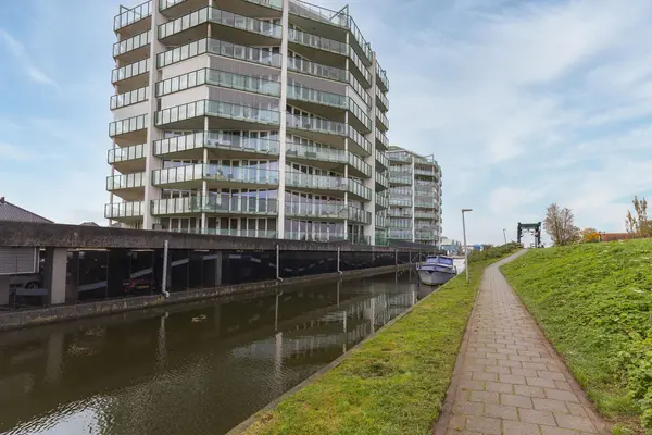 Kaapstander 244, MEDEMBLIK