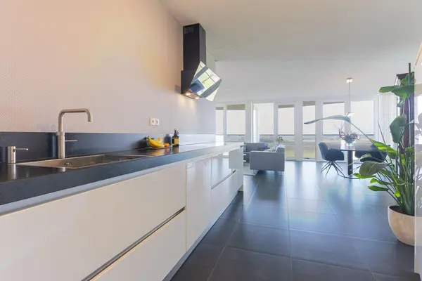 Kaapstander 244, MEDEMBLIK