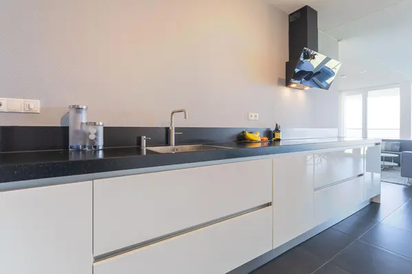 Kaapstander 244, MEDEMBLIK