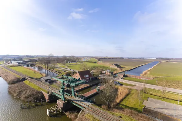 Kaapstander 244, MEDEMBLIK
